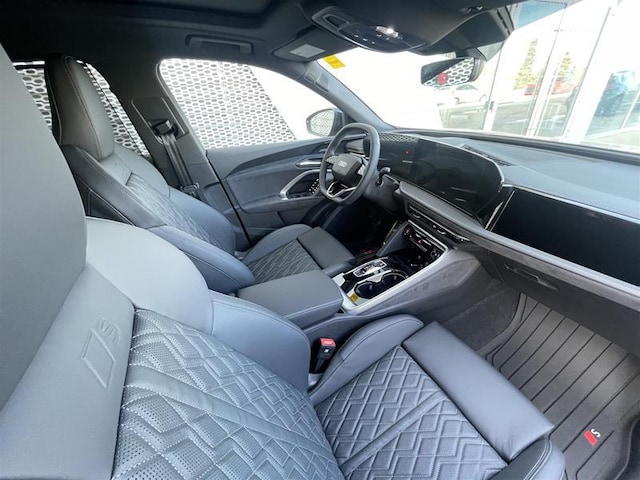 2025 Audi SQ5