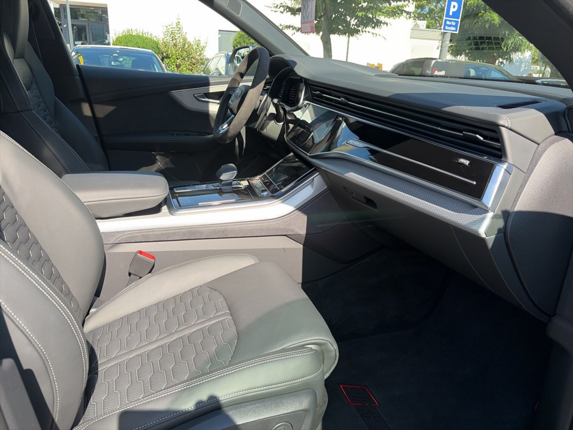 Audi RS Q8 SUV