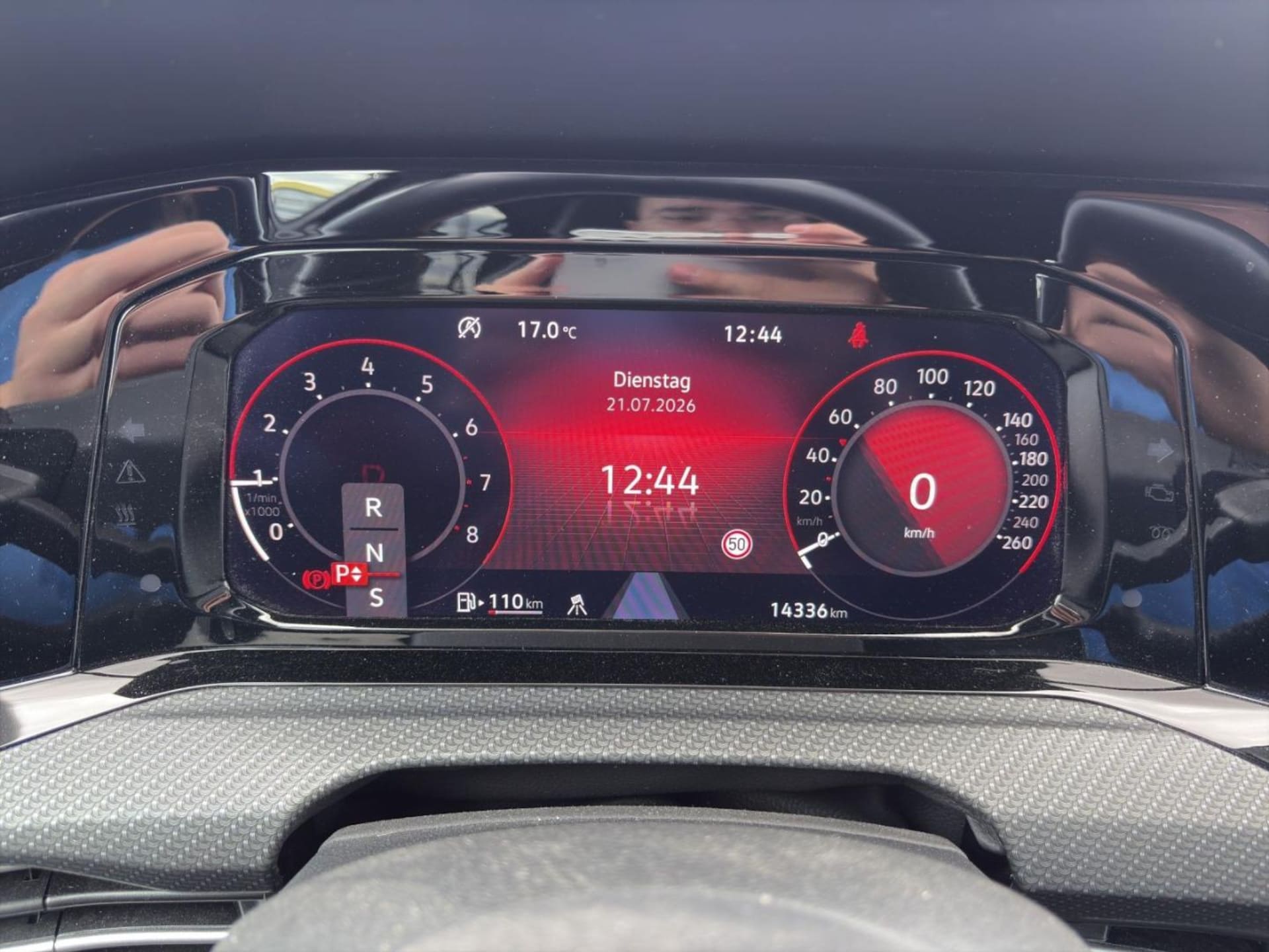 Volkswagen Golf R-Line