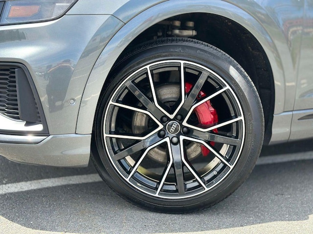 2023 Audi Q8