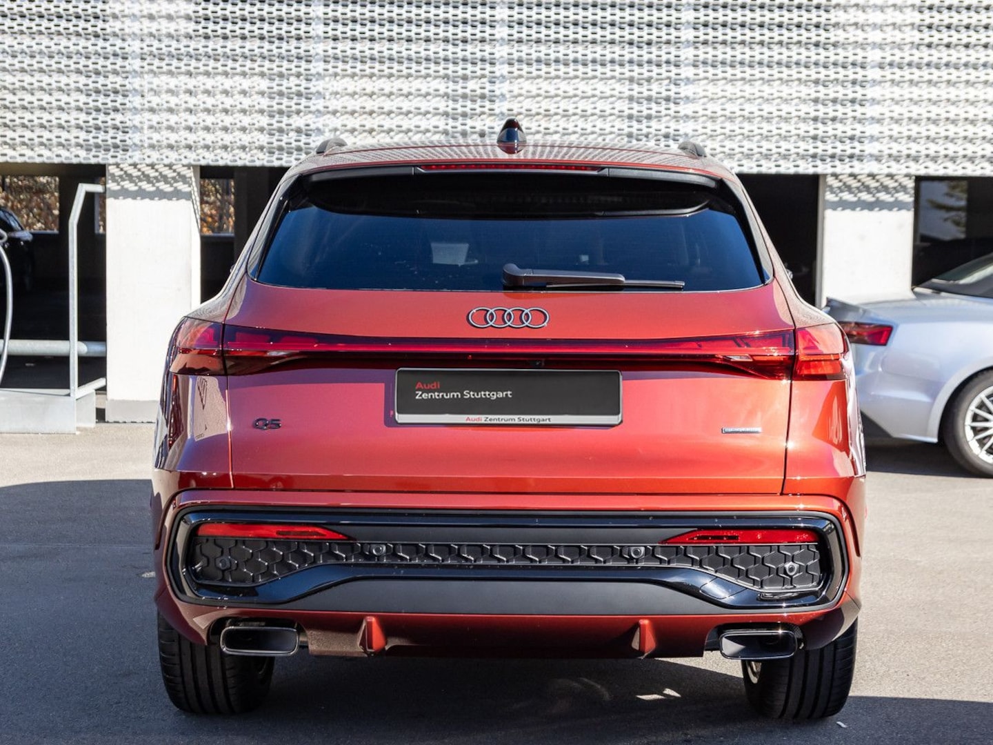 Bild über Audi Q5 SUV TFSI quattro 150 kW S tronic - für weitere Informationen kontaktieren Sie den Audi Partner