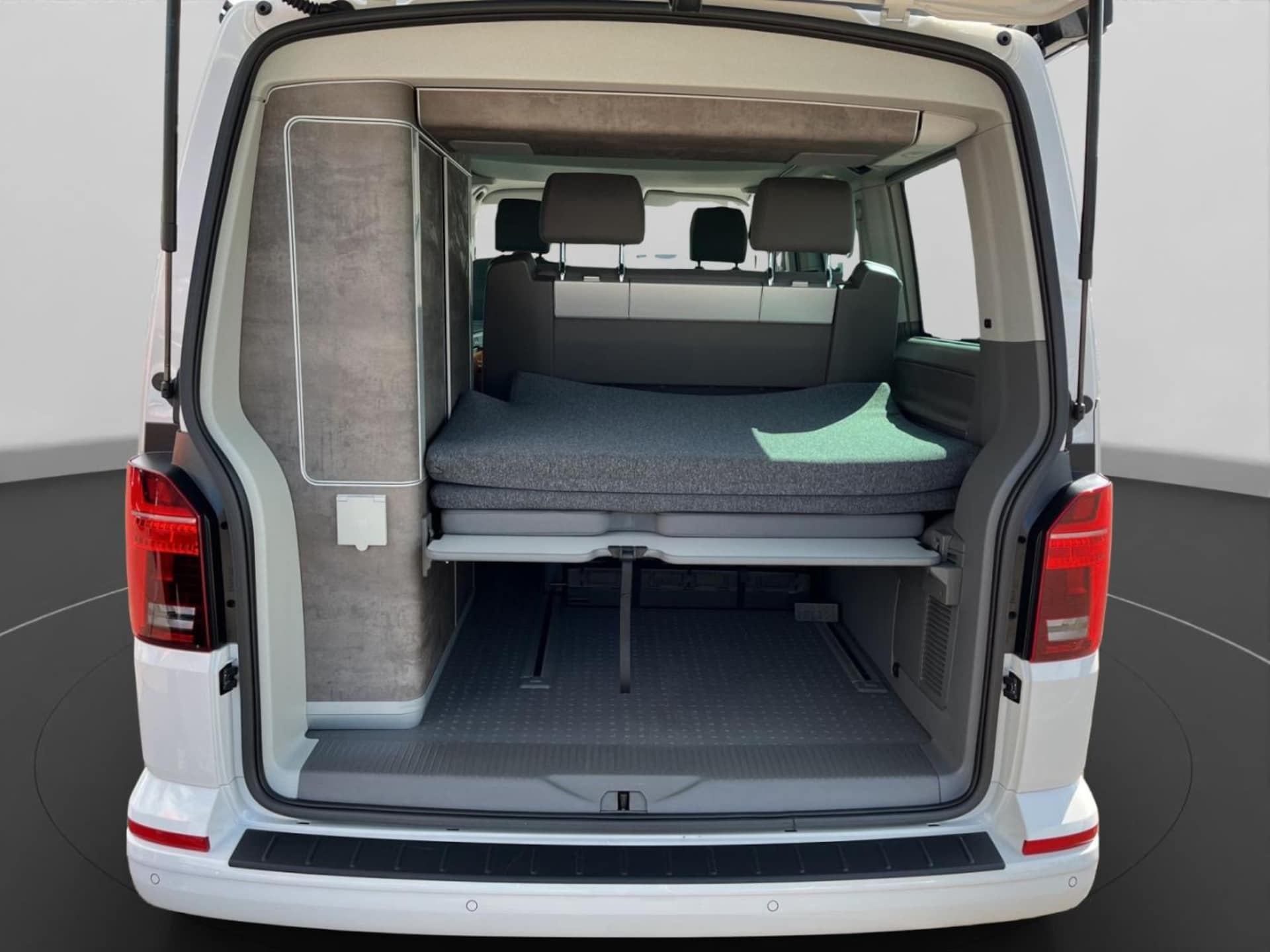 Volkswagen T6.1 California Ocean
