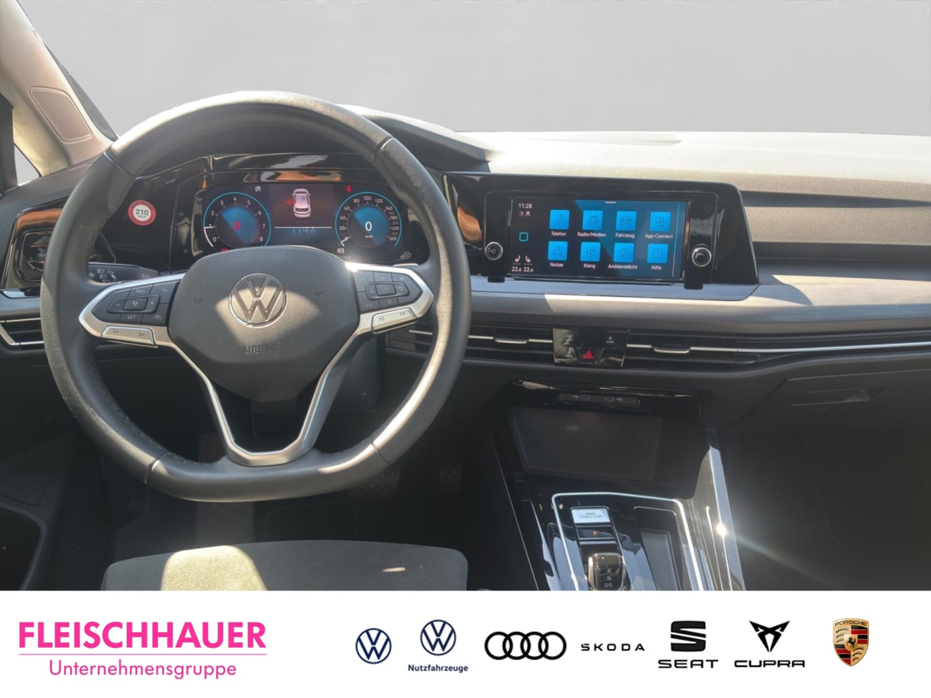Volkswagen Golf Style