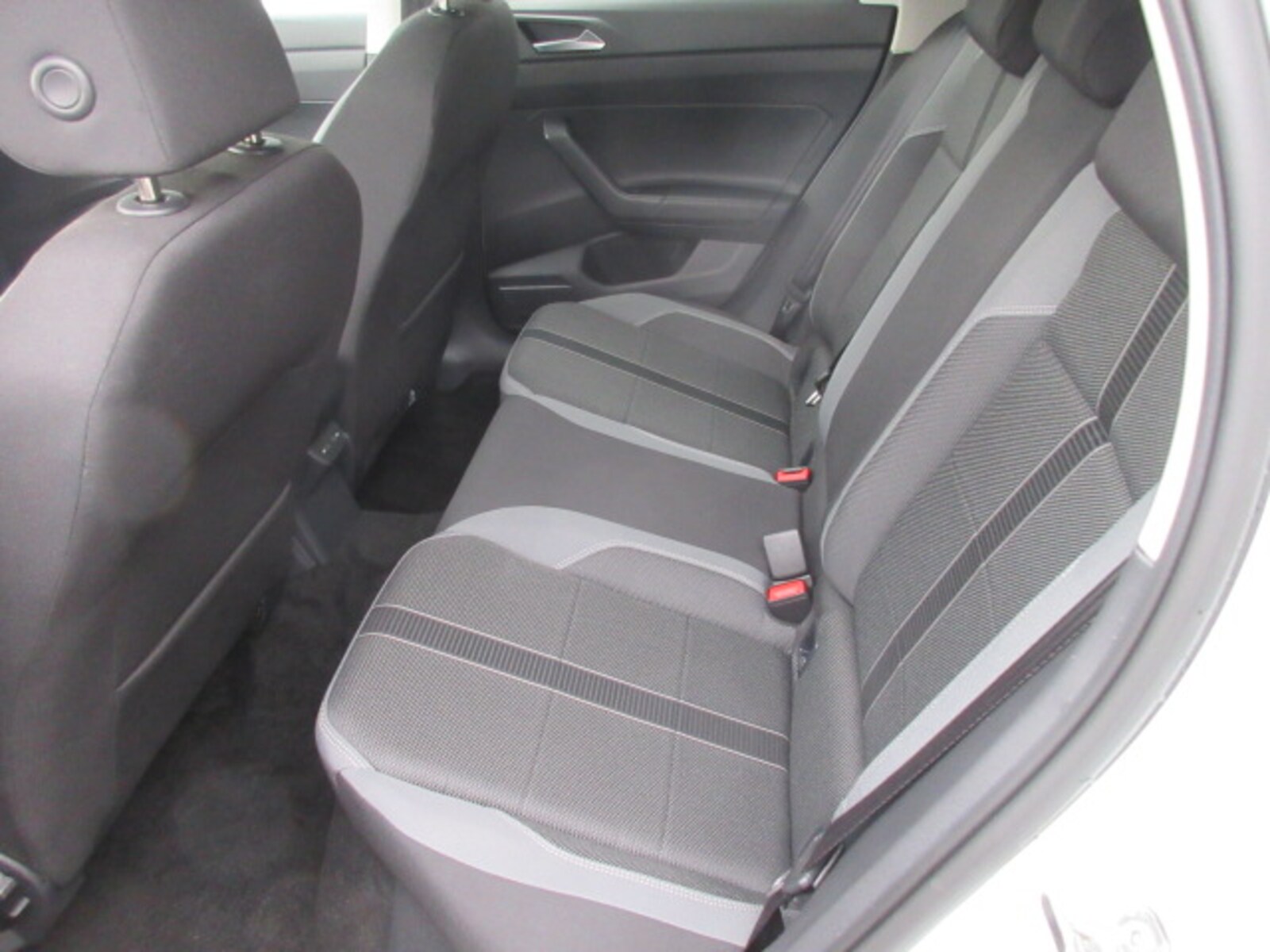 Volkswagen Polo – Bild 9