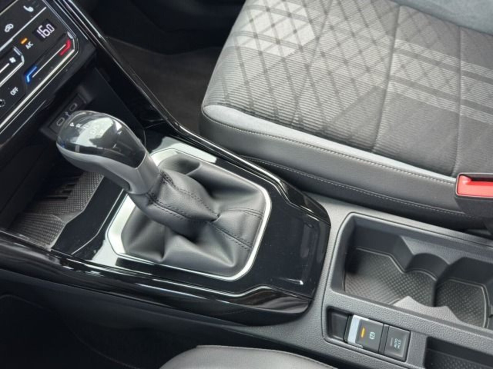 Volkswagen T-Roc – Bild 11