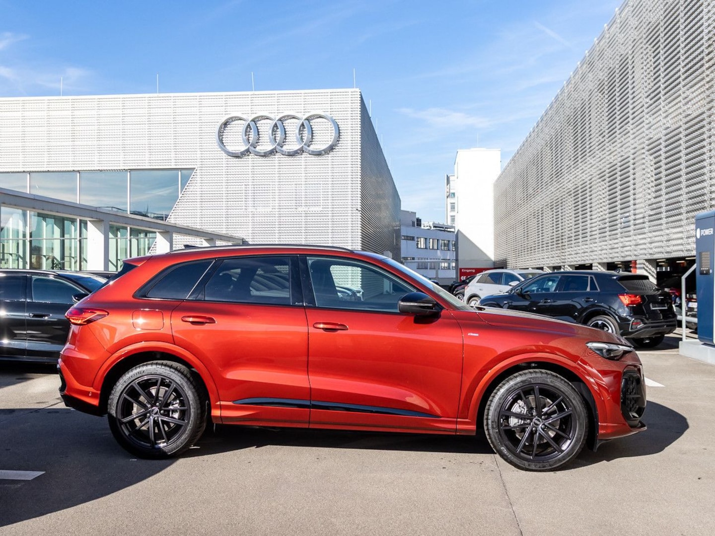 Bild über Audi Q5 SUV TFSI quattro 150 kW S tronic - für weitere Informationen kontaktieren Sie den Audi Partner