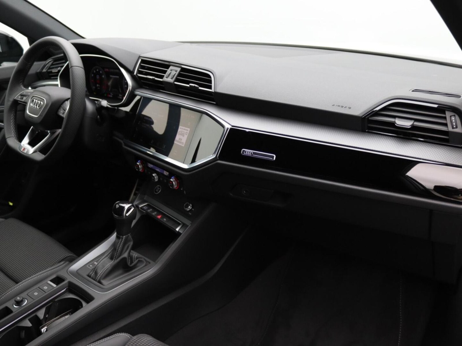 Audi Q3 – Bild 15