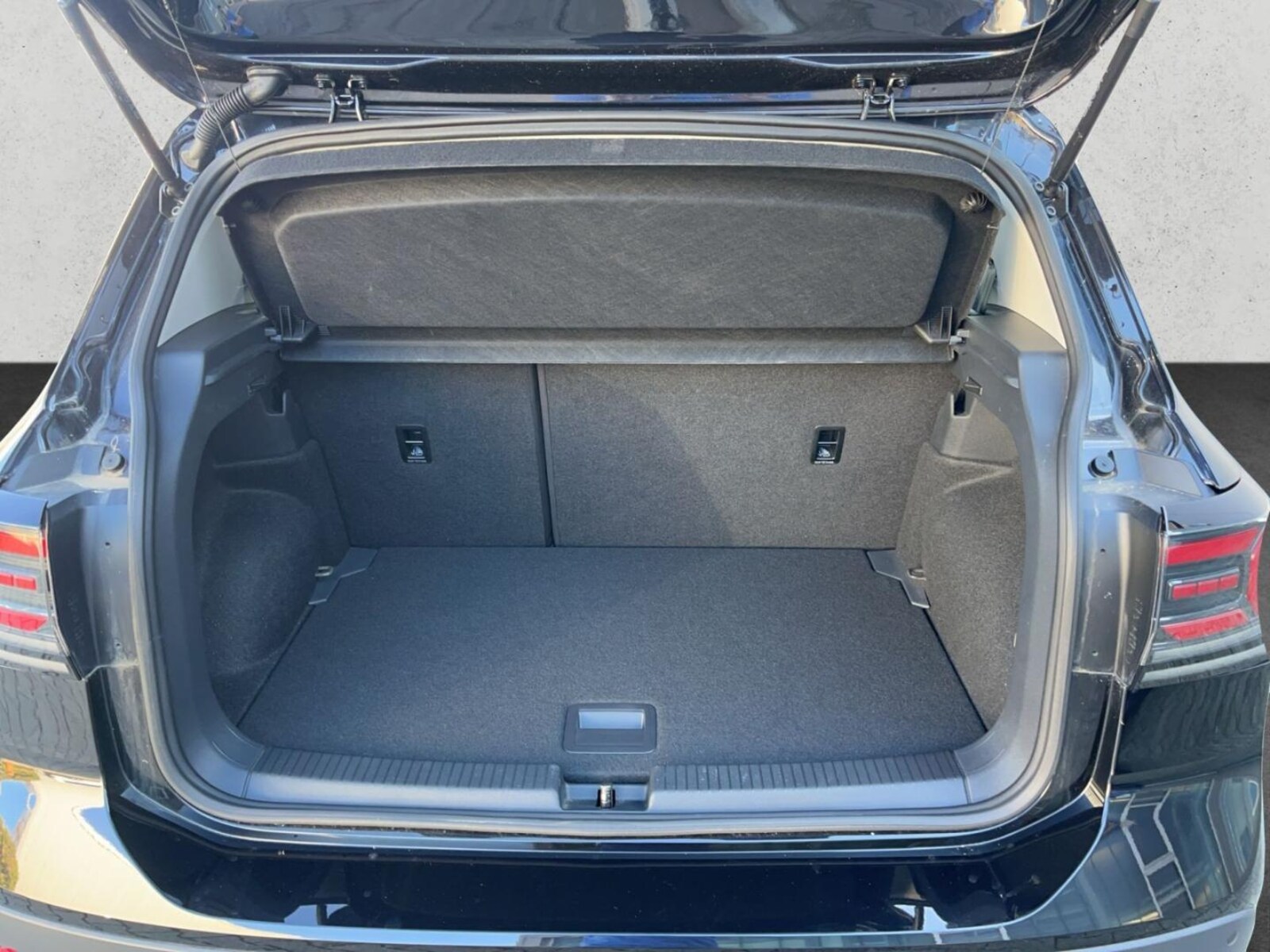 Volkswagen T-Cross – Bild 18