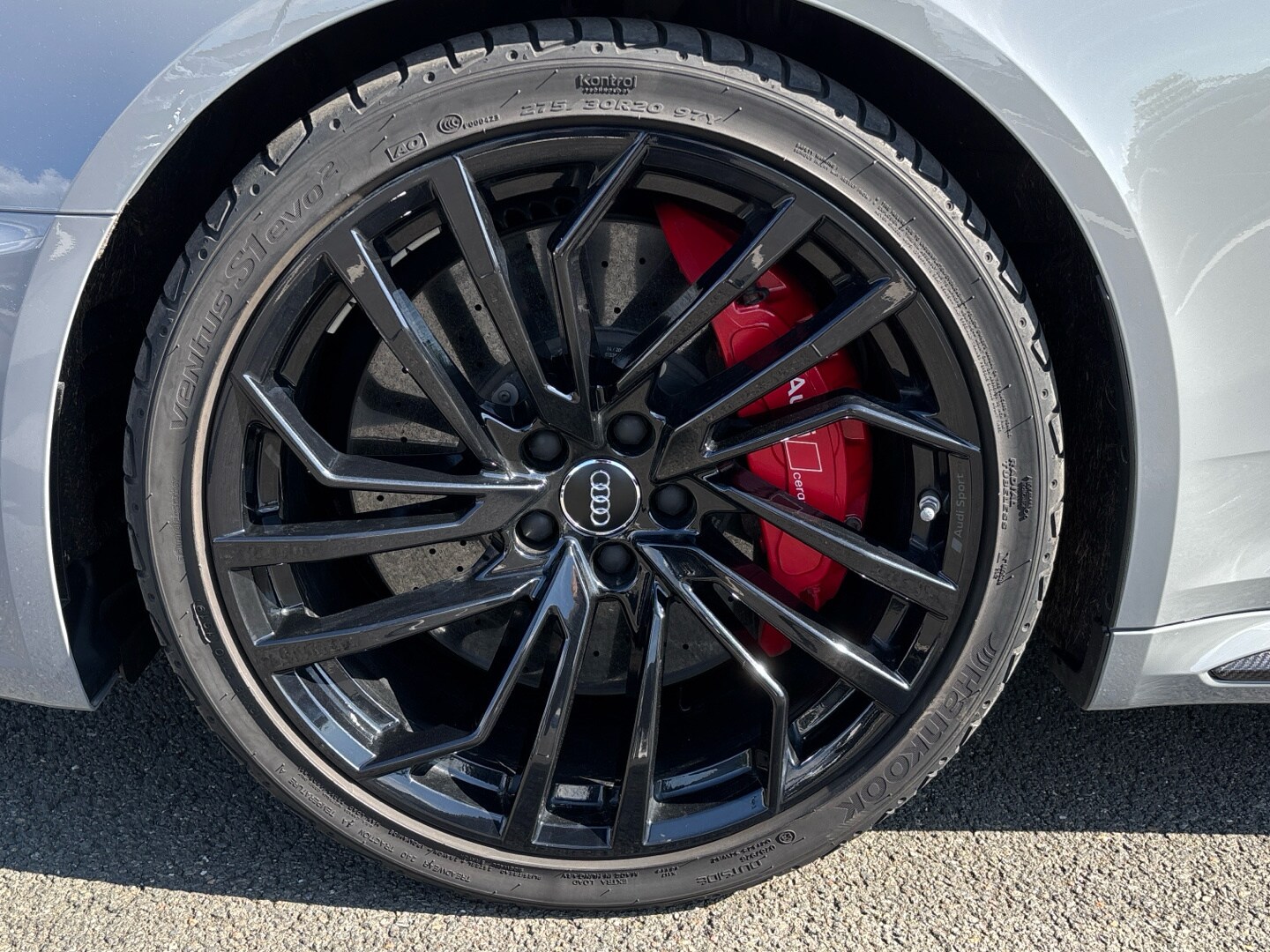 Image about Audi RS 4 Avant TFSI quattro tiptronic