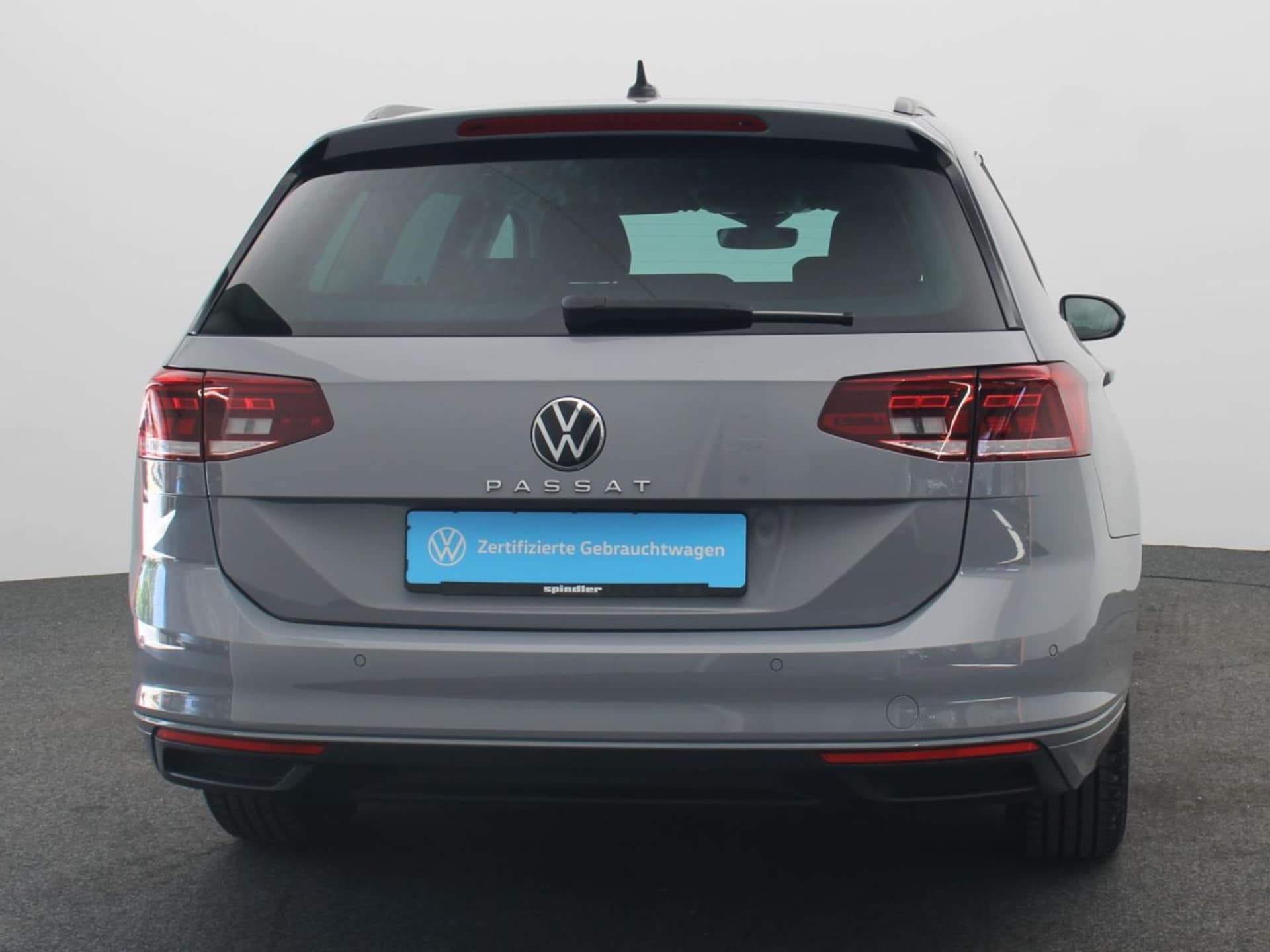 Volkswagen Passat Variant Basis-Modell
