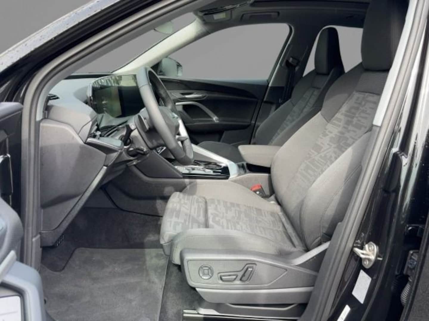 Bild über Audi Q5 SUV TDI quattro 150 kW S tronic - für weitere Informationen kontaktieren Sie den Audi Partner