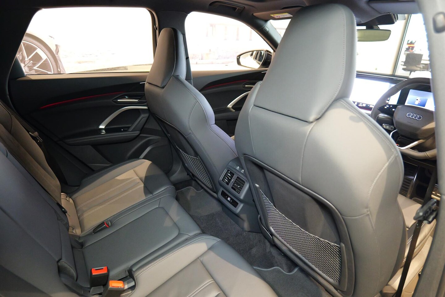 Image about Audi Q5 SUV e-hybrid quattro S tronic