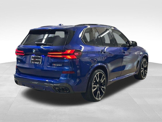 2025 BMW X5 M60i - Photo 9