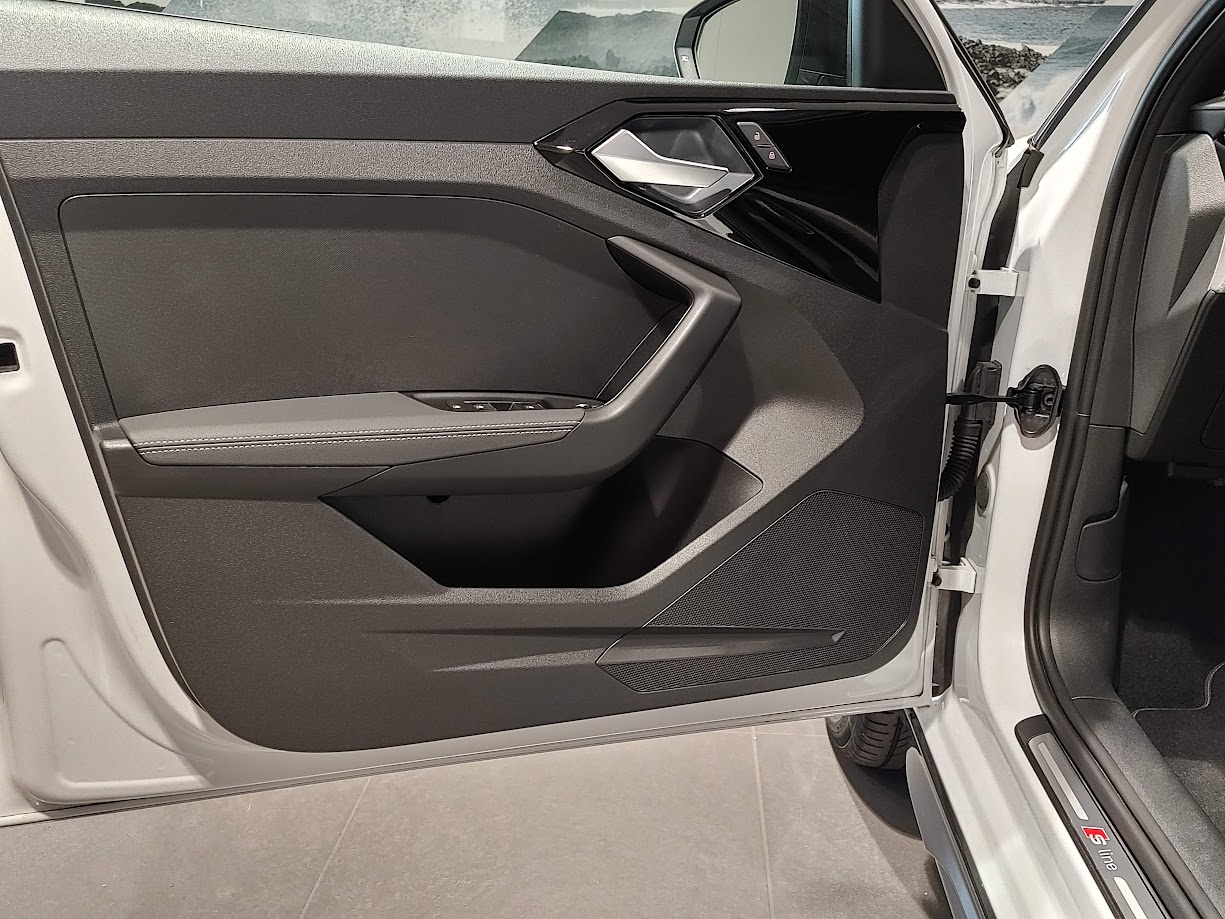 Image about Audi A1 citycarver 30 TFSI 85 kW (116 PS) S tronic