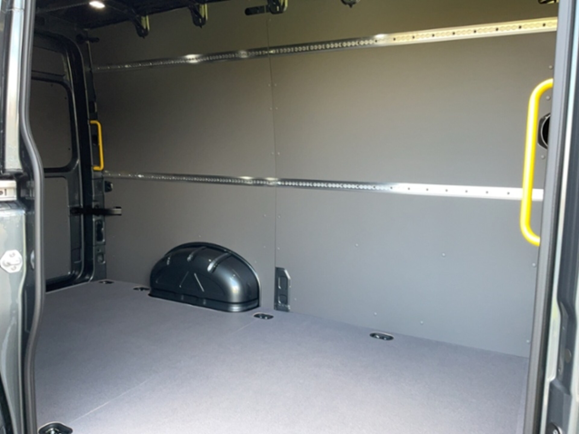 Volkswagen Crafter Kasten mittlerer Radstand