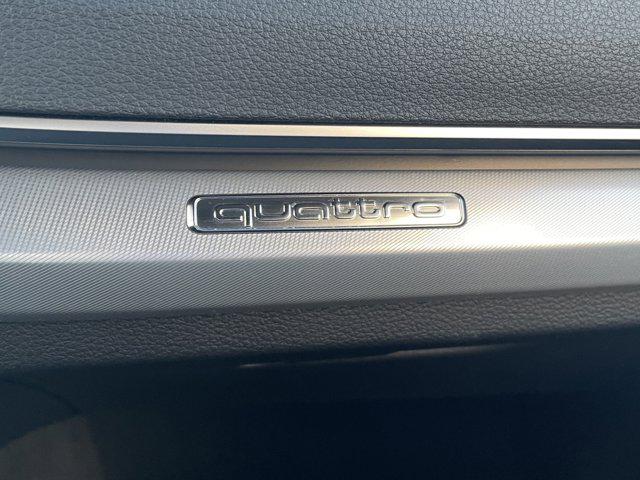 2025 Audi Q5 Premium - Photo 12