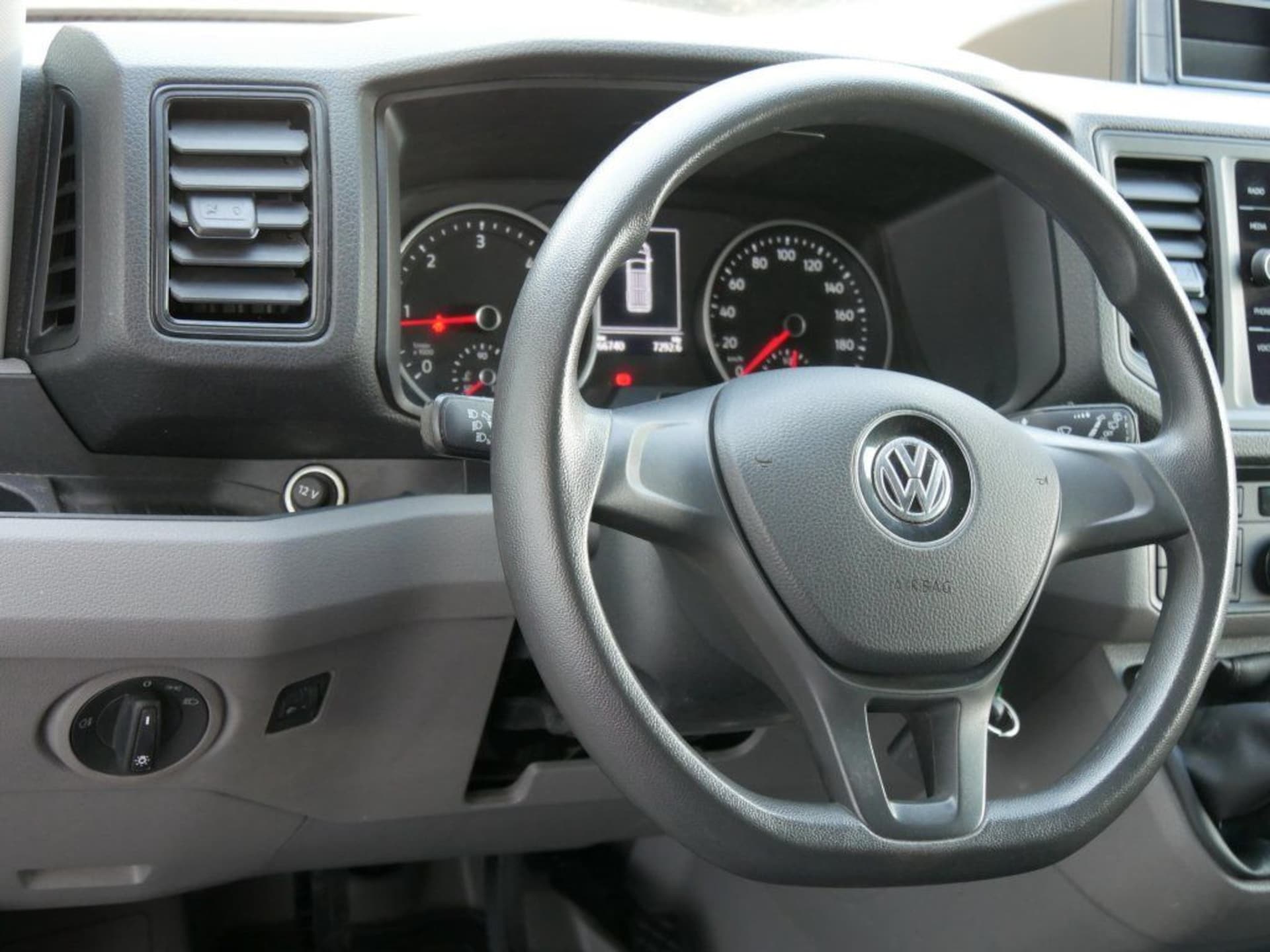 Volkswagen Crafter Kasten mittlerer Radstand