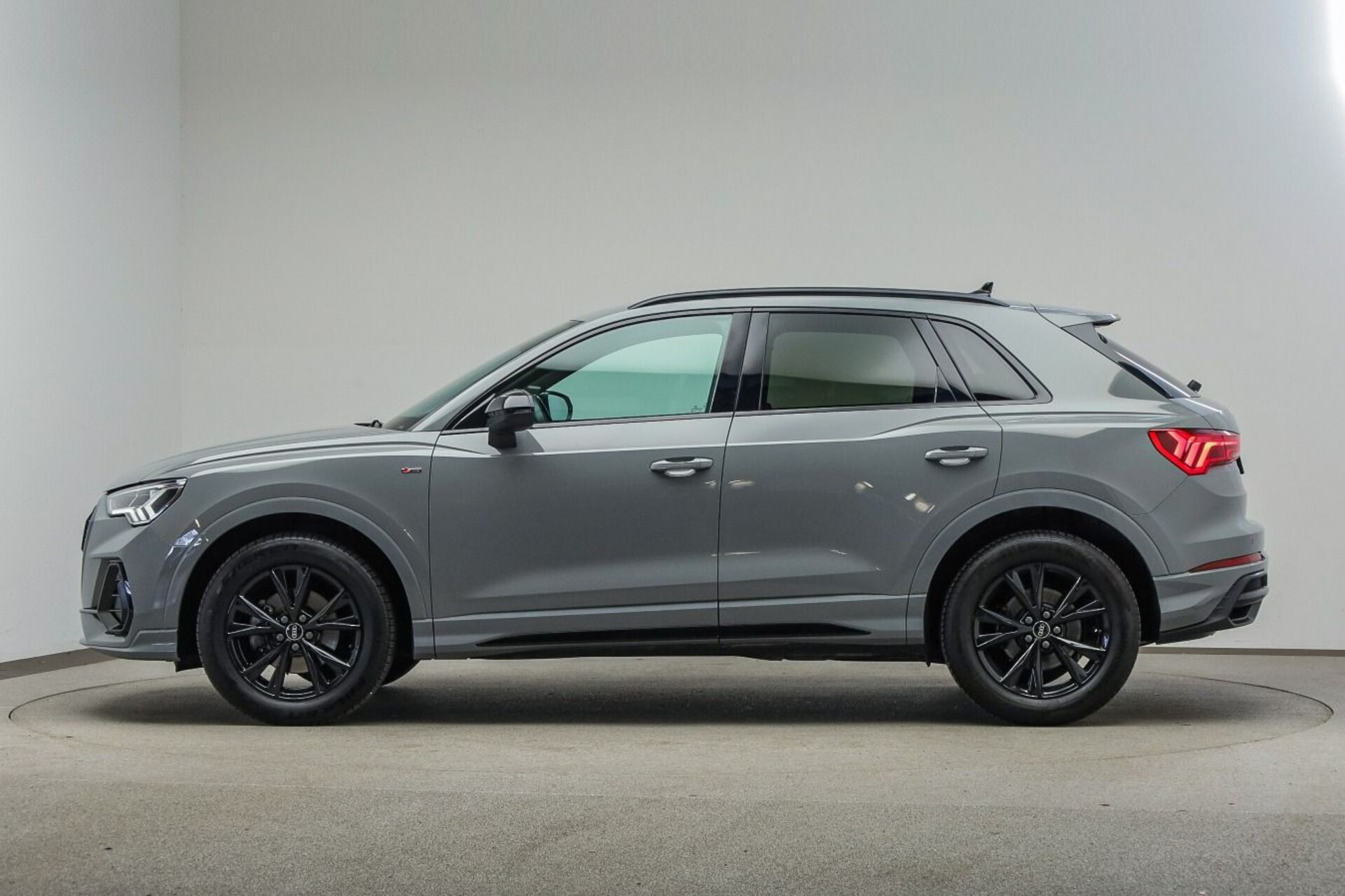 Audi Q3 SUV S line