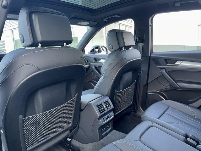 2025 Audi Q5 Premium - Photo 13