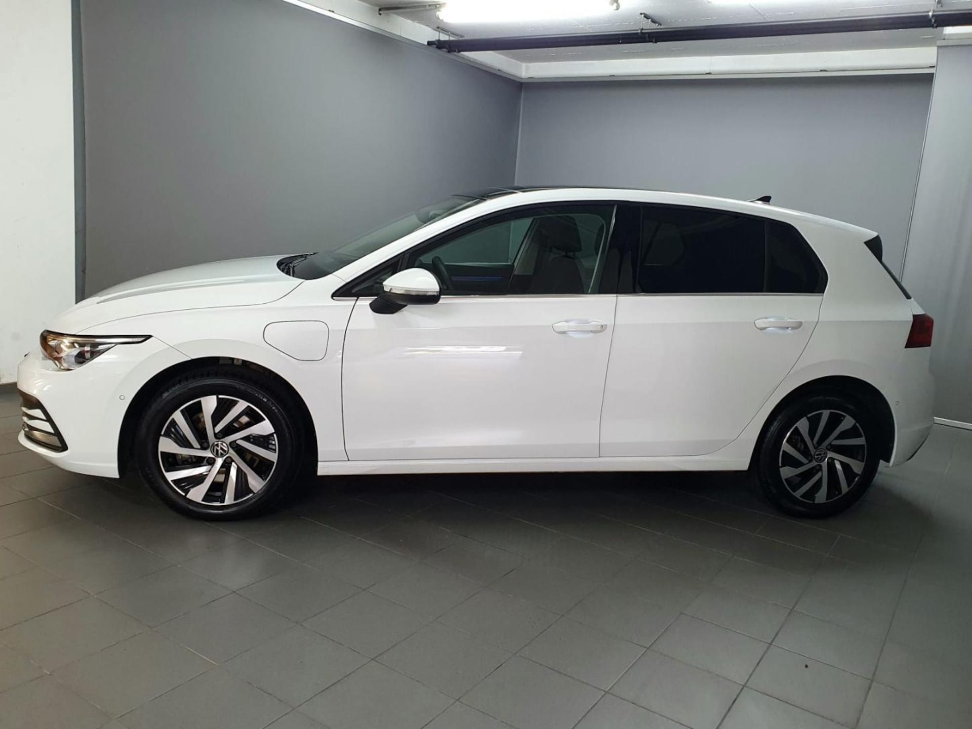 Volkswagen Golf Style