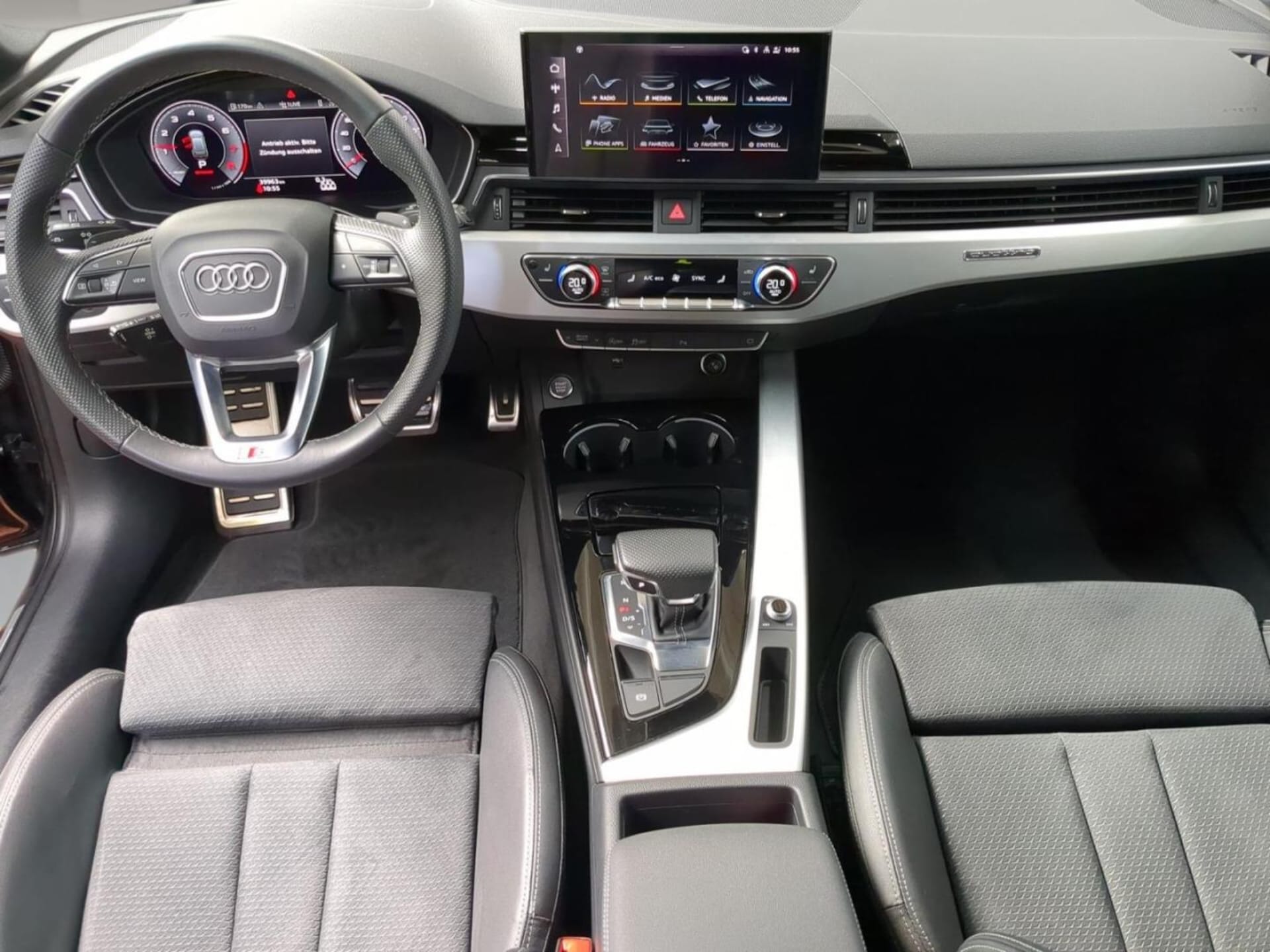 Audi A4 Avant Advanced