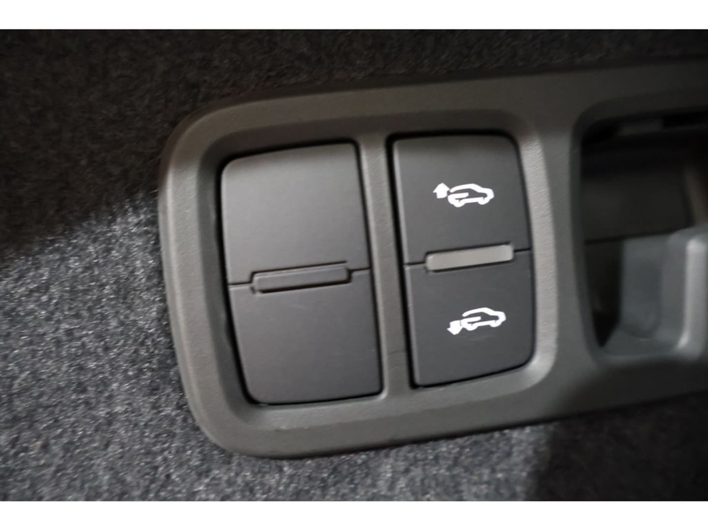 Bild über Audi Q8 SUV 50 TDI quattro tiptronic - für weitere Informationen kontaktieren Sie den Audi Partner