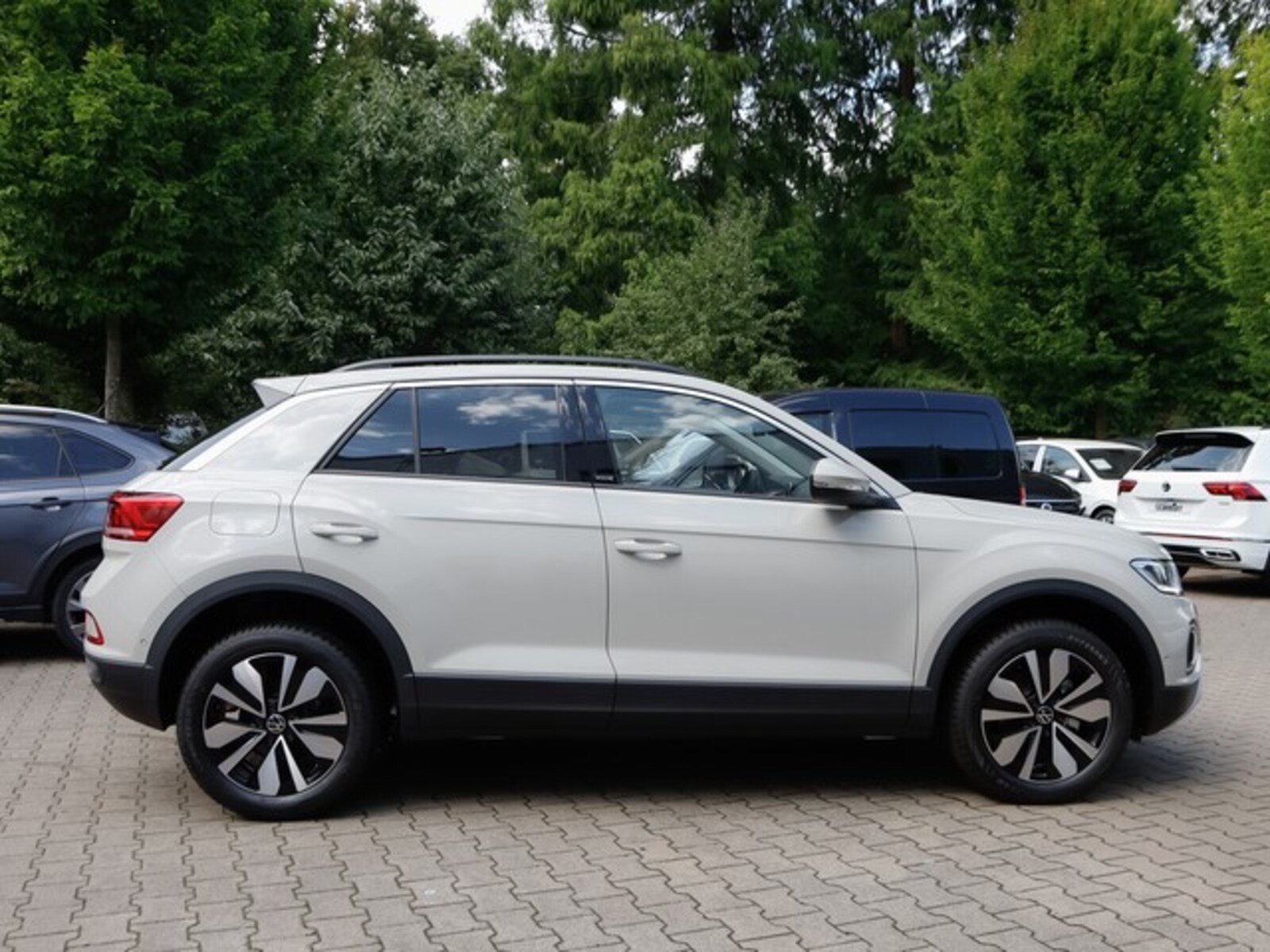 Volkswagen T-Roc – Bild 2