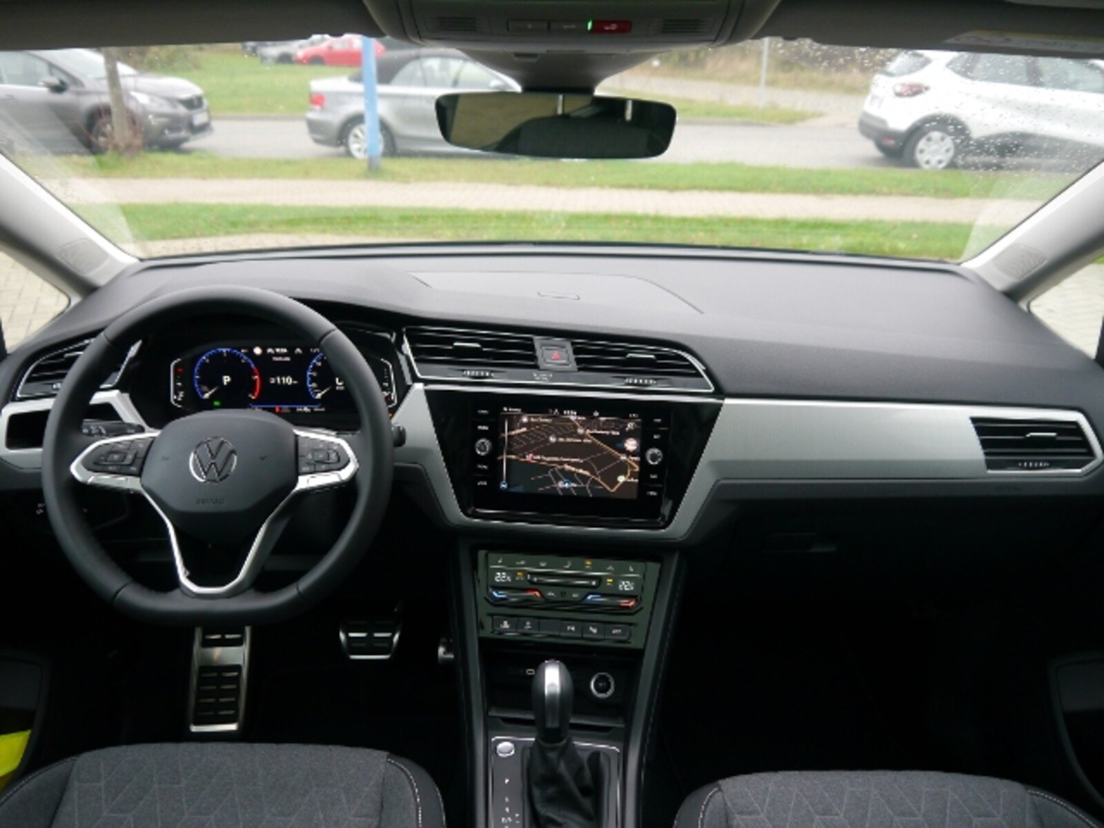 Volkswagen Touran – Bild 6