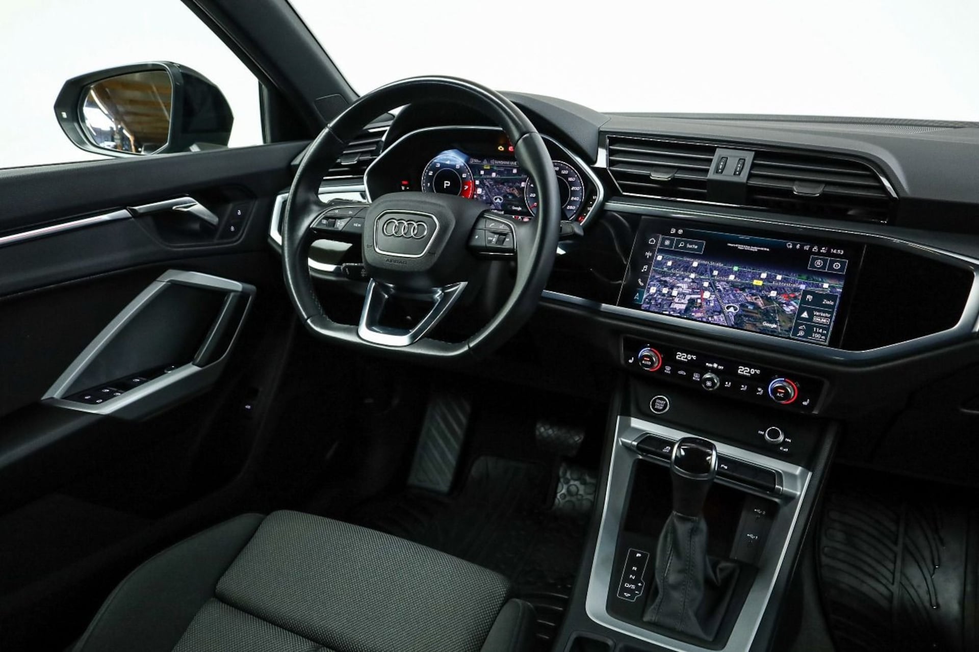 Audi Q3 SUV S line