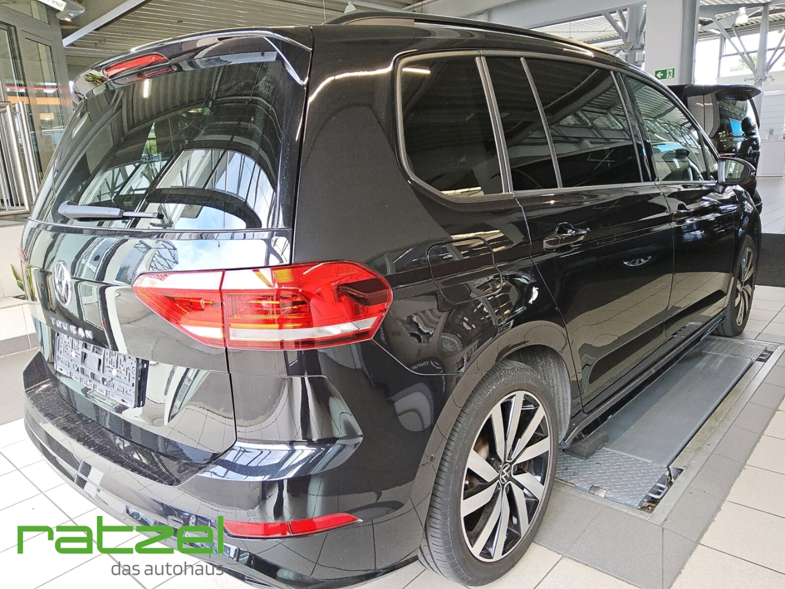 Volkswagen Touran – Bild 4