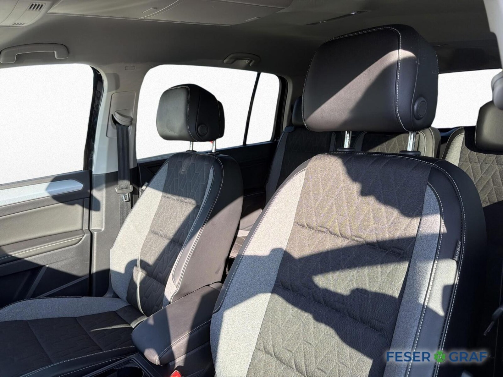 Volkswagen Touran – Bild 9