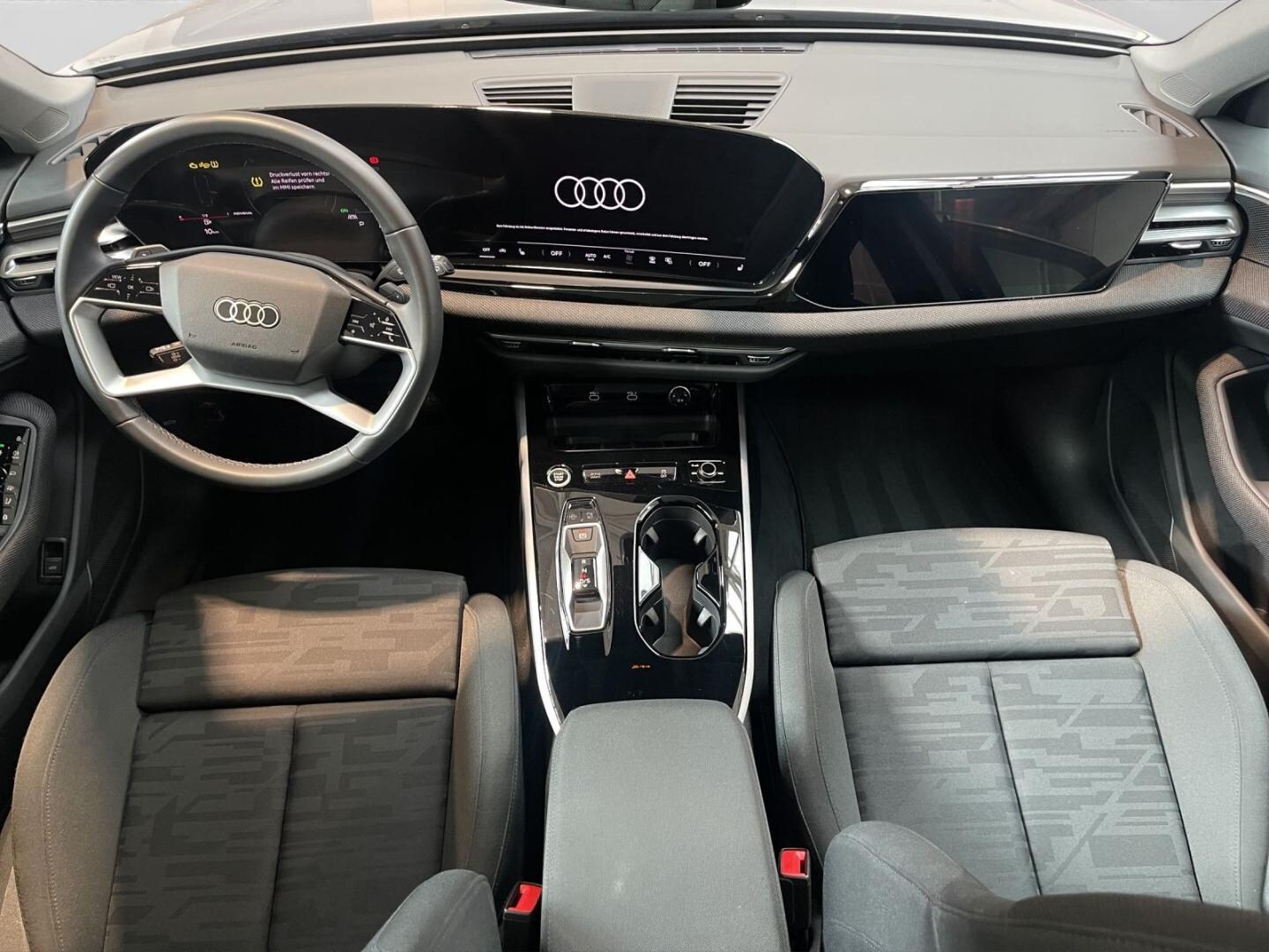 Bild über Audi A6 Avant TDI quattro 150 kW S tronic - für weitere Informationen kontaktieren Sie den Audi Partner