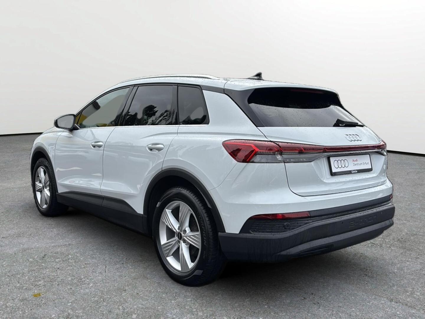 Bild über Audi Q4 e-tron 40 e-tron - für weitere Informationen kontaktieren Sie den Audi Partner