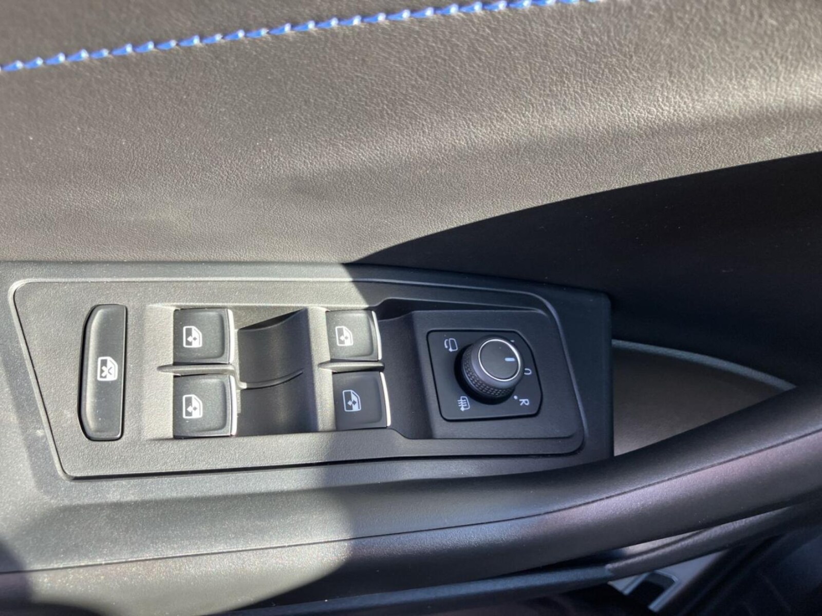Volkswagen T-Roc – Bild 14