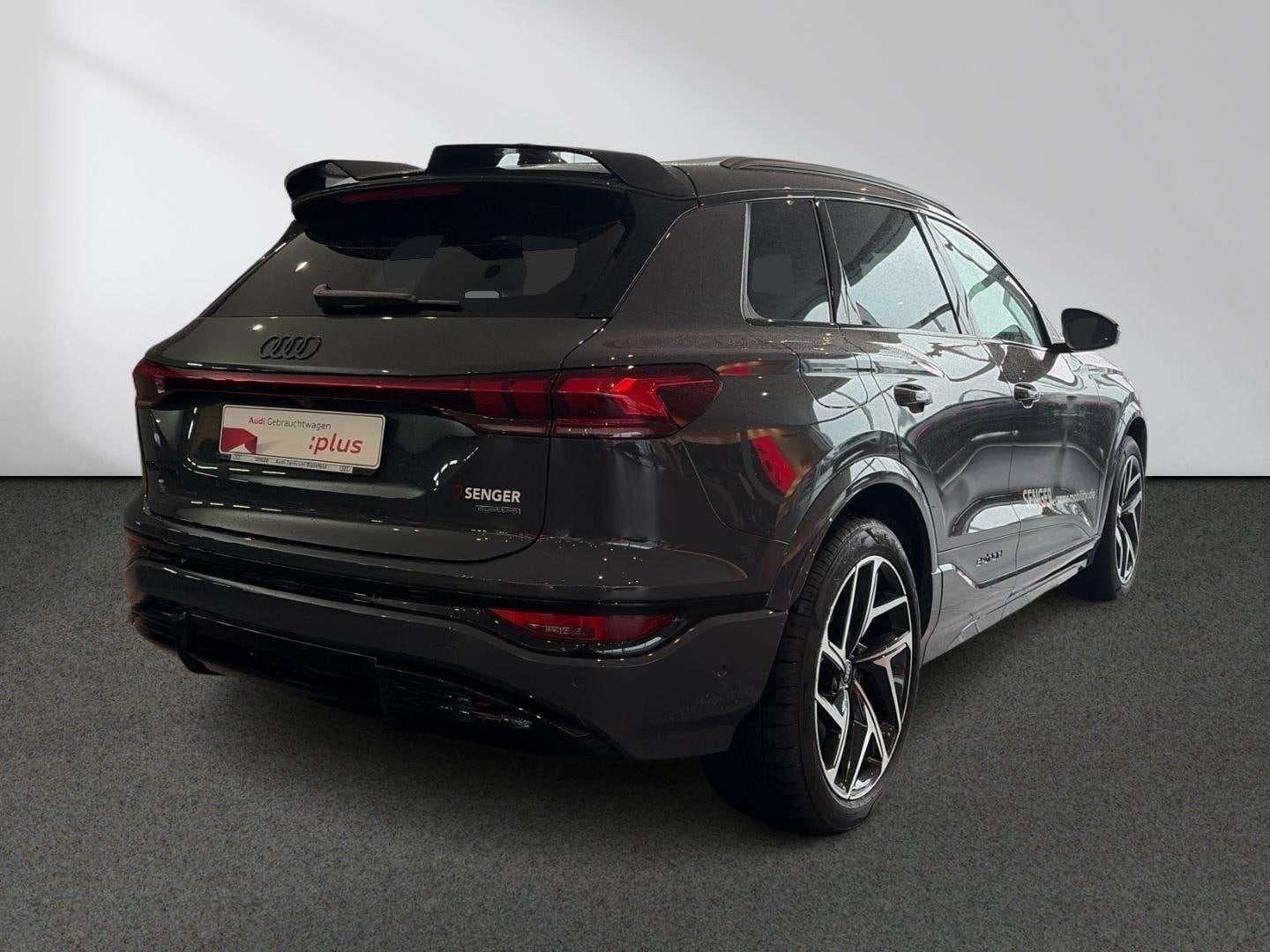Bild über Audi Q6 SUV e-tron S line business e-tron quattro 315 kW - für weitere Informationen kontaktieren Sie den Audi Partner