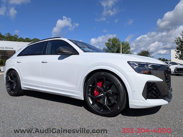 Photo of 2026 Audi RS Q8 SUV performance