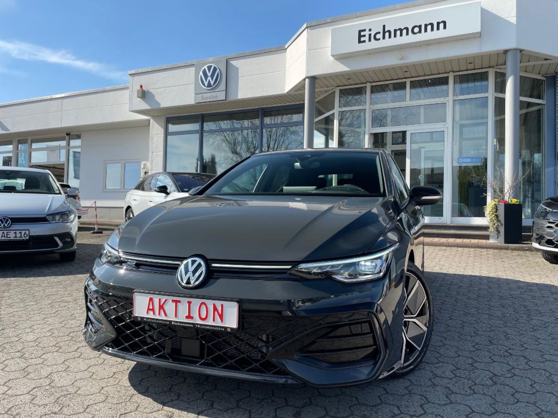 Volkswagen Golf R-Line