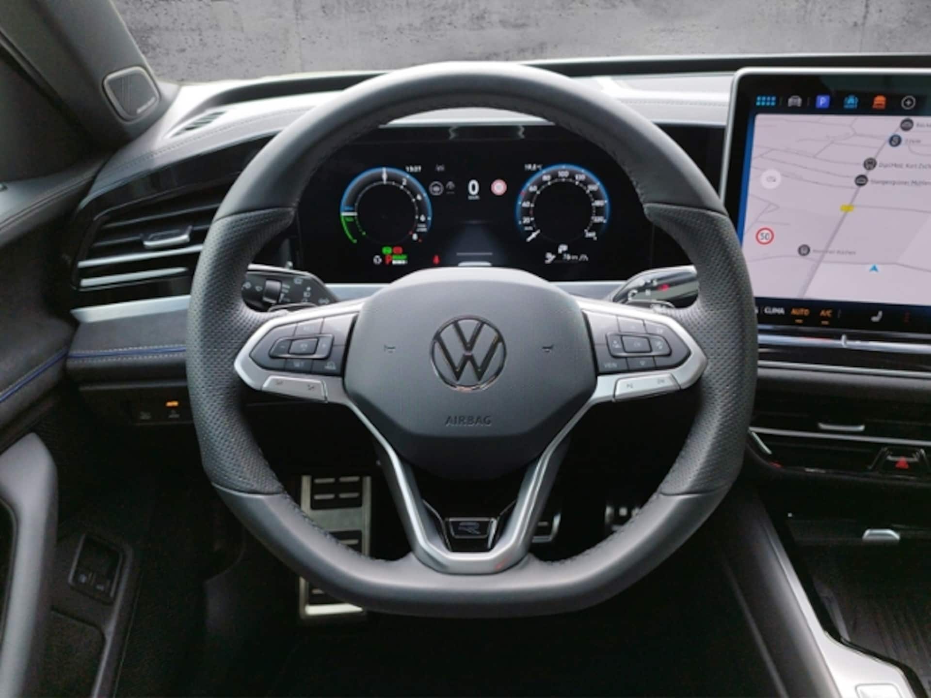 Volkswagen Passat R-Line