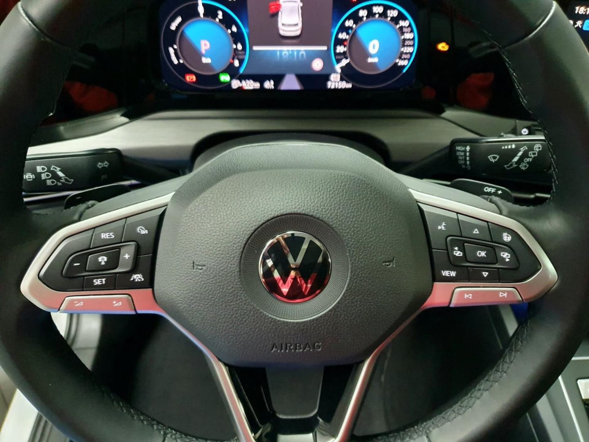 Volkswagen Golf Style