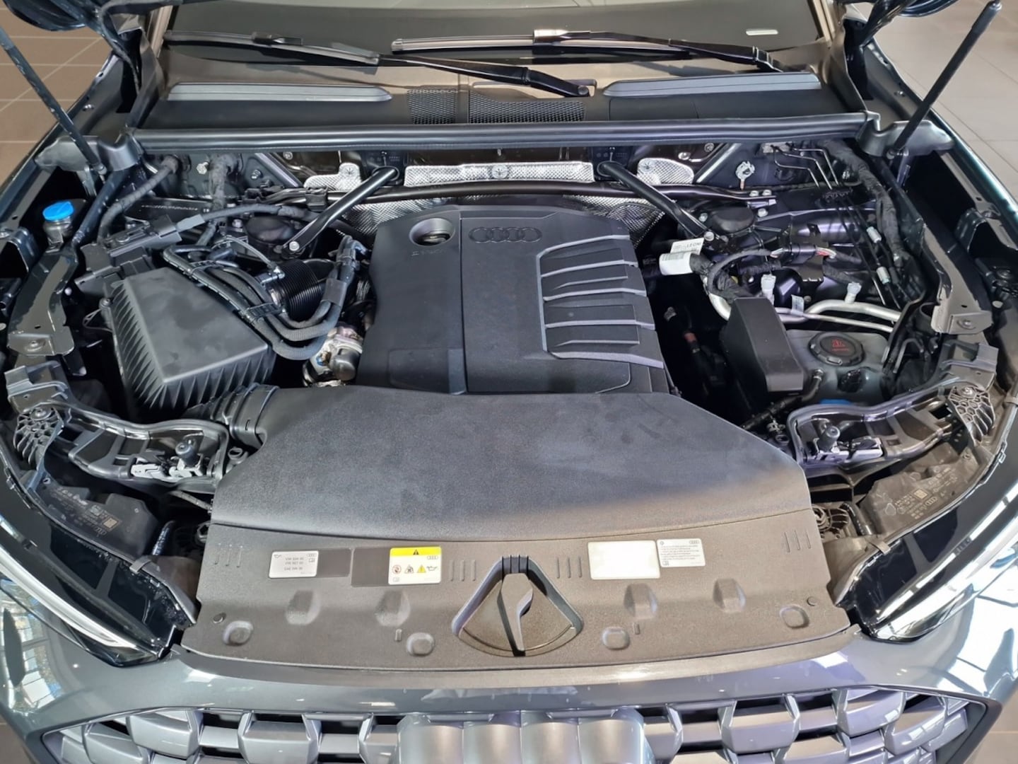 Bild über Audi Q5 Sportback TDI quattro 150 kW S tronic - für weitere Informationen kontaktieren Sie den Audi Partner
