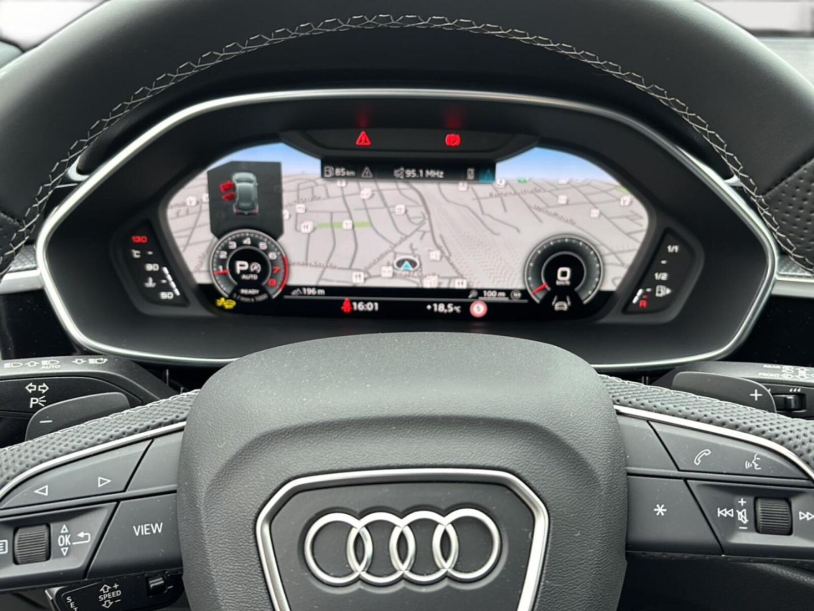 Audi Q3 – Bild 14