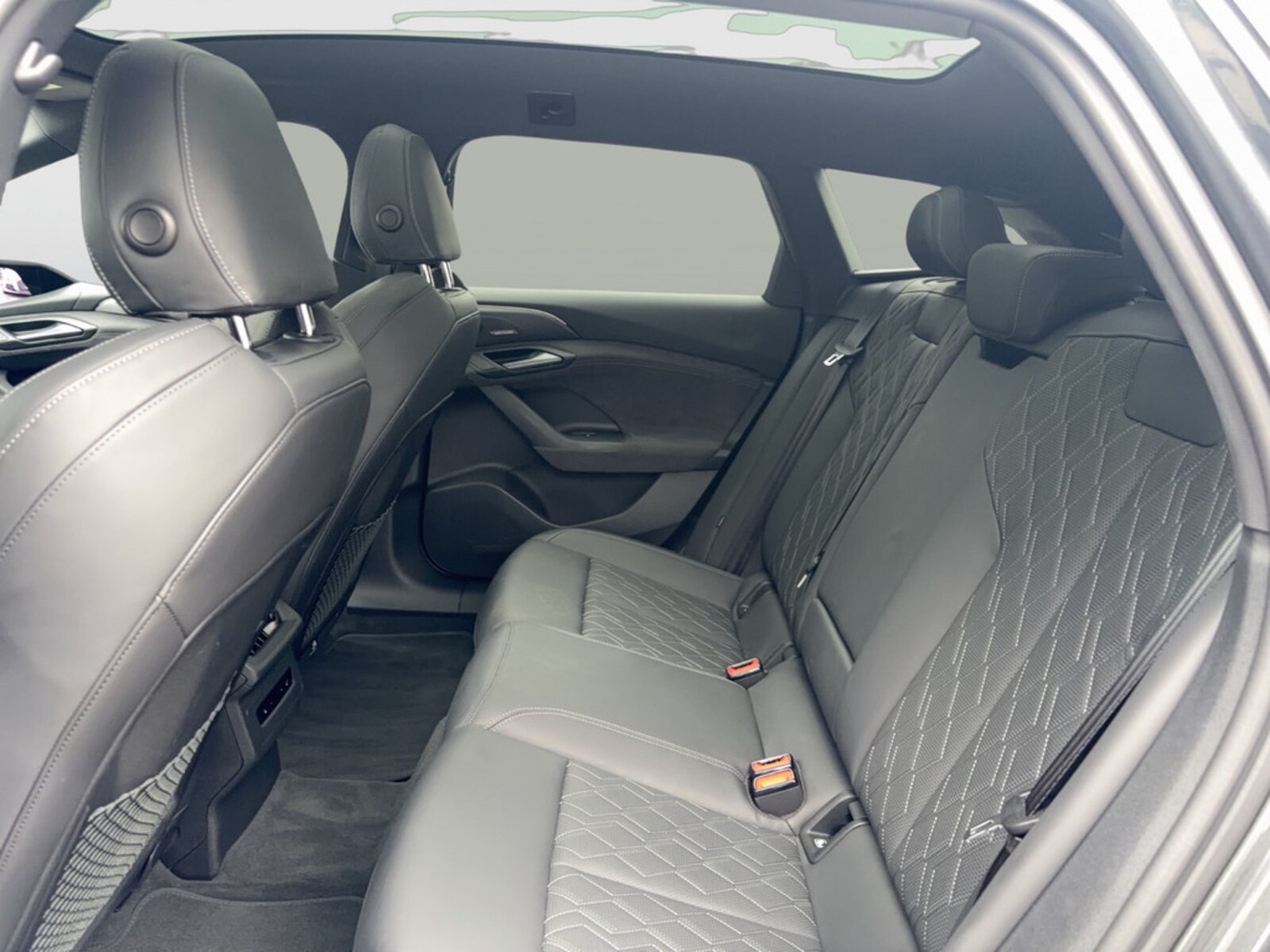 Audi S6 Avant e-tron – Bild 13