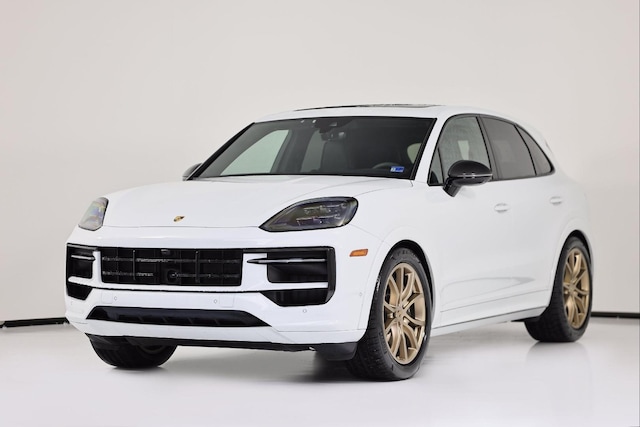 2025 Porsche Cayenne GTS