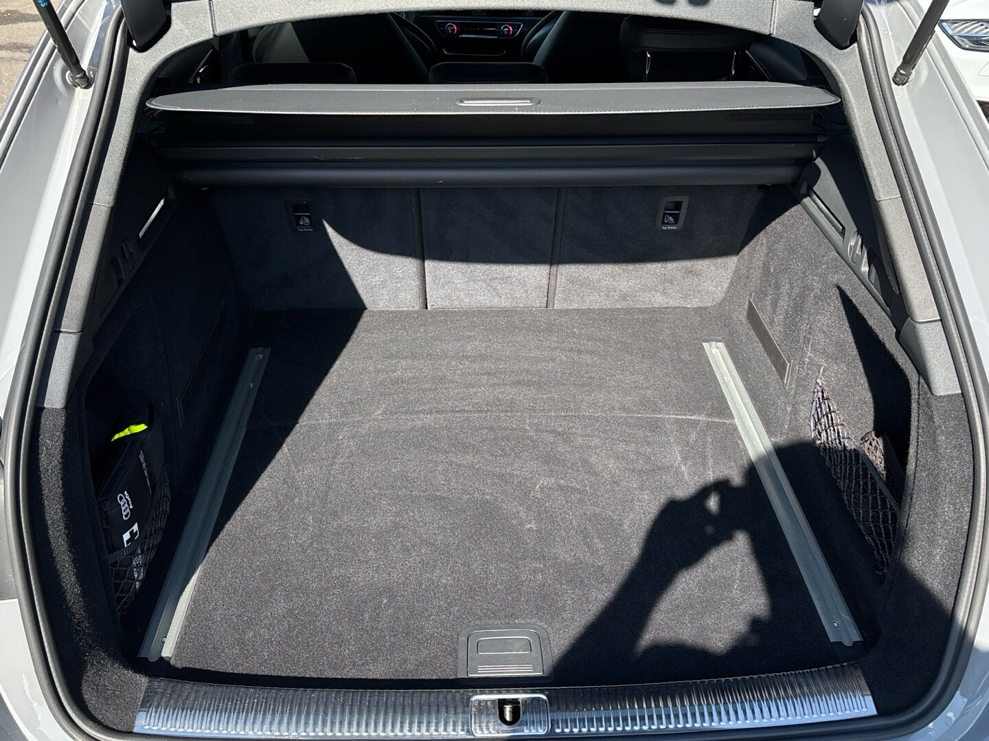 Image about Audi RS 4 Avant TFSI quattro tiptronic