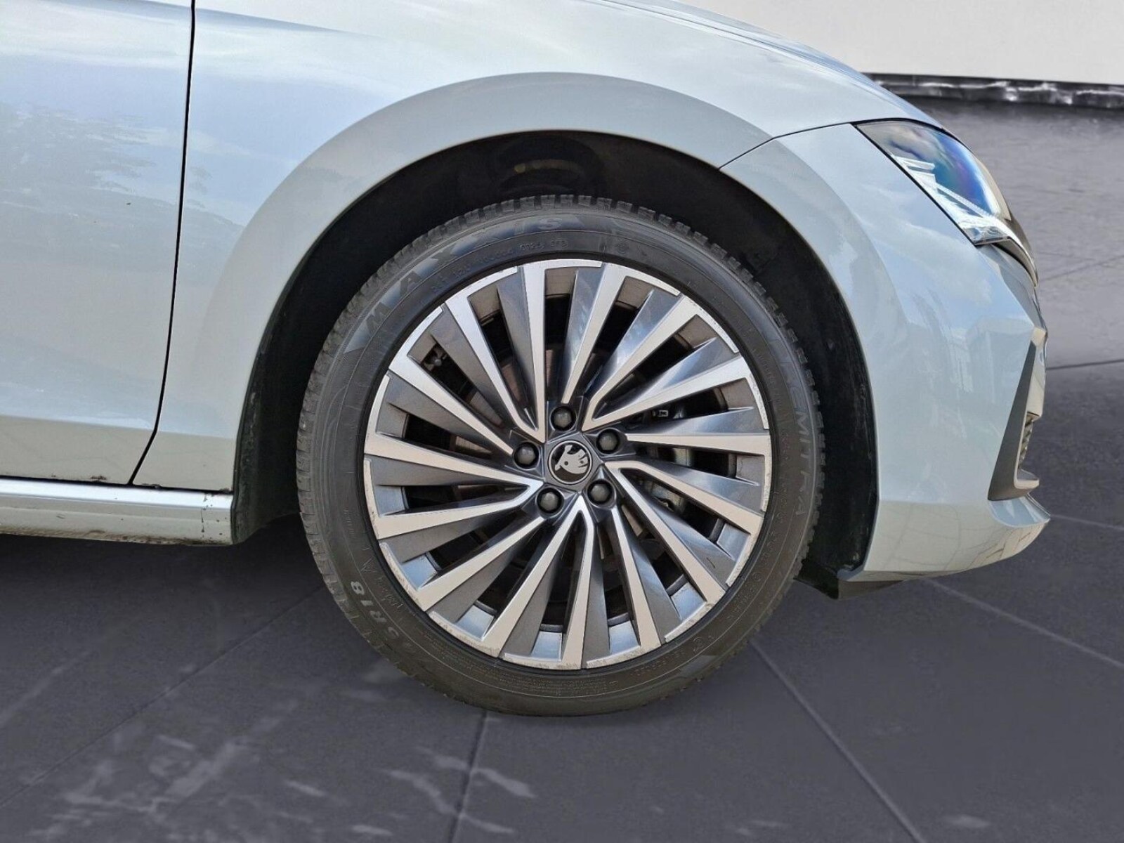 Škoda Superb Combi – Bild 7