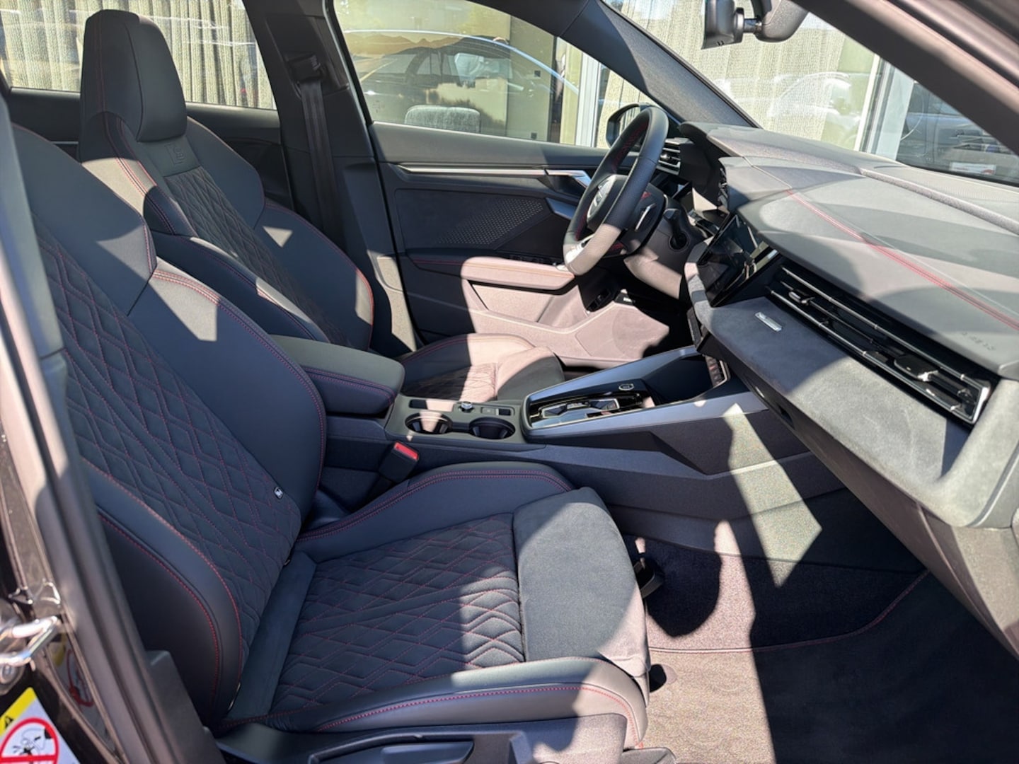 Bild über Audi A3 Sportback TFSI e TFSI e 200 kW S tronic - für weitere Informationen kontaktieren Sie den Audi Partner