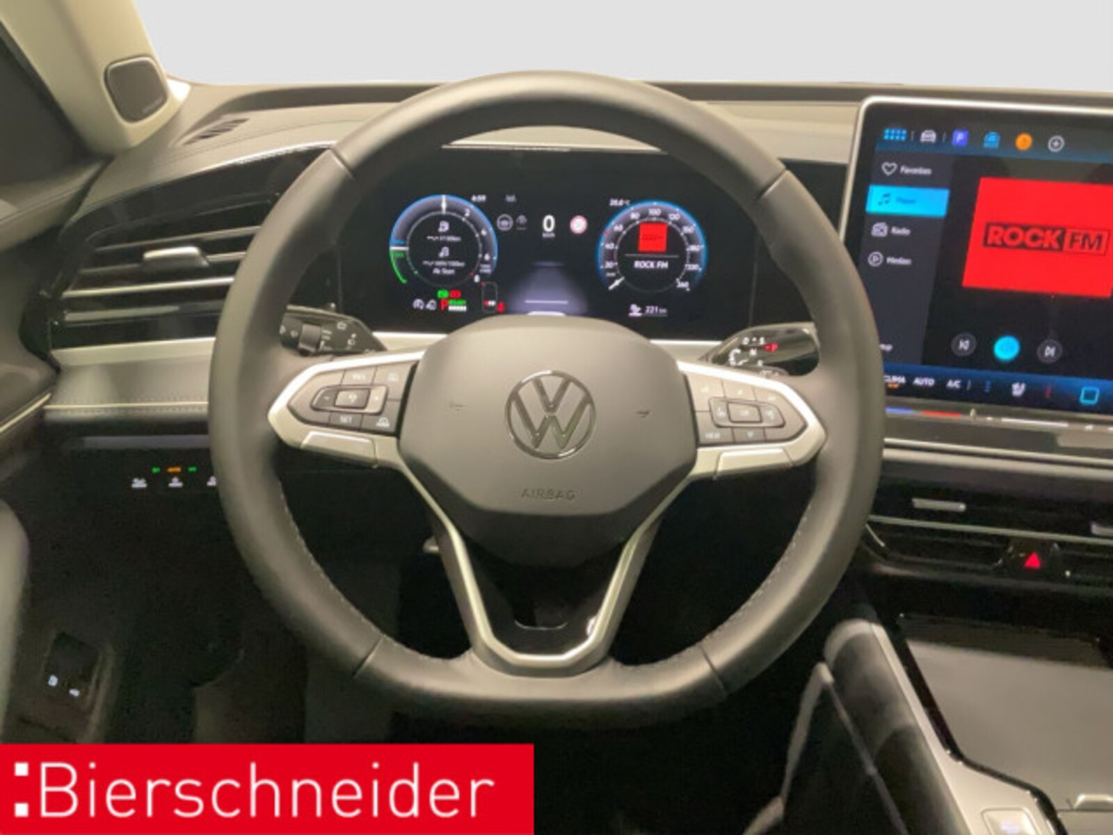 Volkswagen Passat – Bild 11