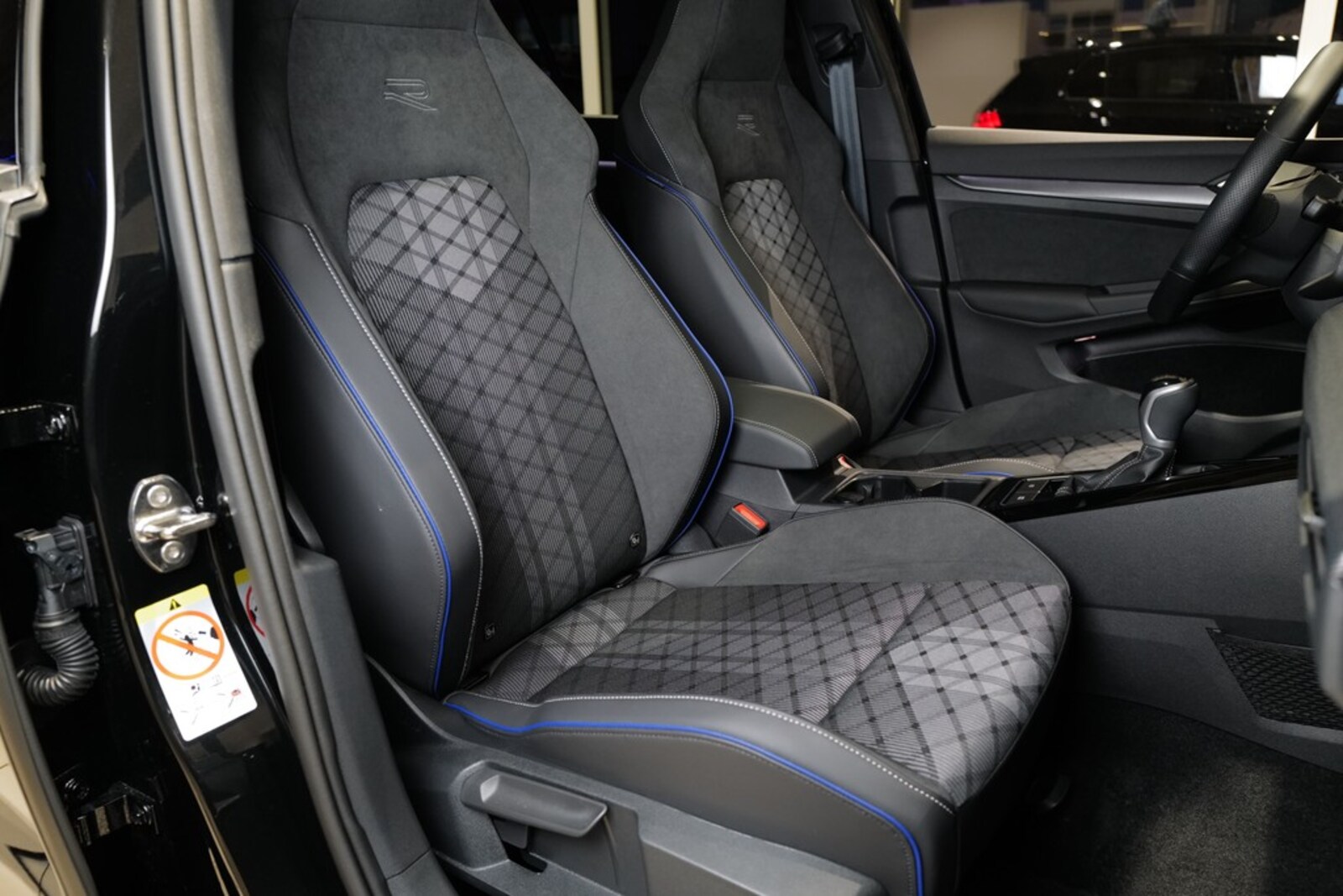 Volkswagen Golf – Bild 10