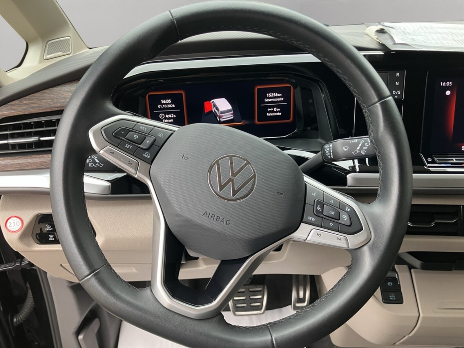 Volkswagen Multivan Langversion – Bild 12