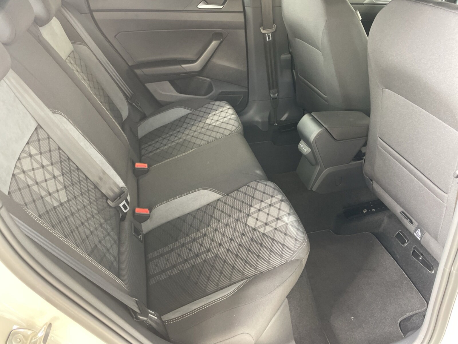 Volkswagen Taigo – Bild 8